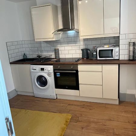 Ferienwohnung Flat 1 Cairo Street Warrington  Exterior foto