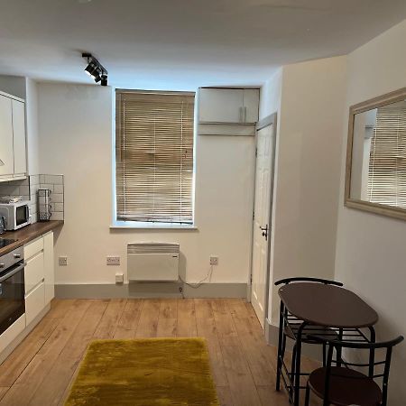 Ferienwohnung Flat 1 Cairo Street Warrington  Exterior foto